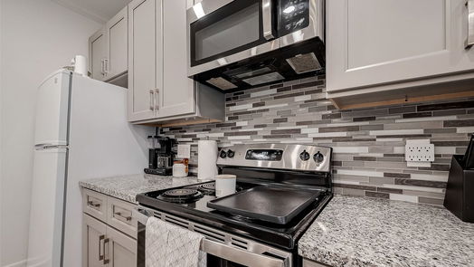 Houston null-story, 6-bed 7980 Ethel Street A/B-idx