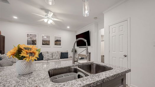 Houston null-story, 6-bed 7980 Ethel Street A/B-idx