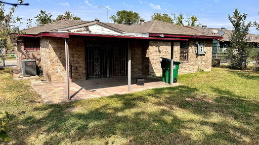 Houston 1-story, 2-bed 7422 Howton Street-idx