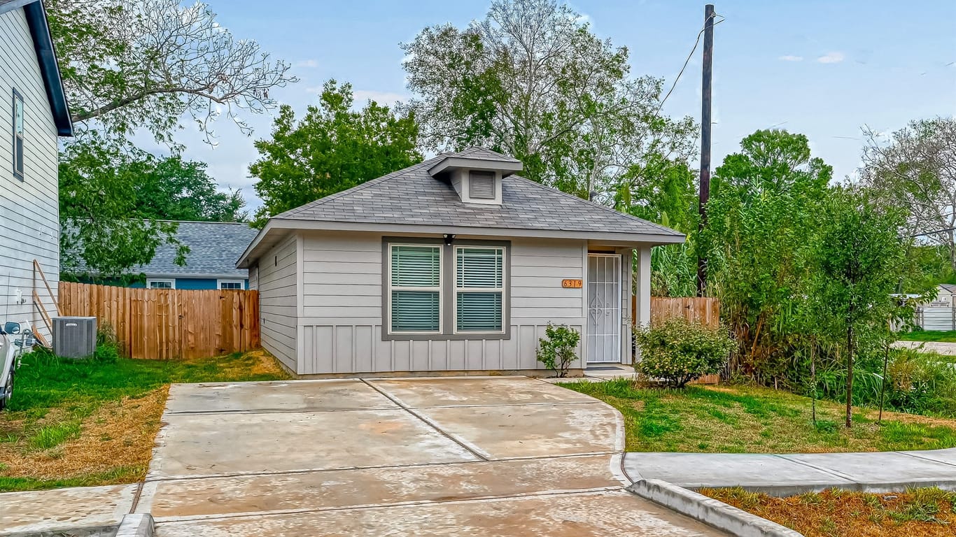 Houston 1-story, 3-bed 6319 Eastland Street-idx