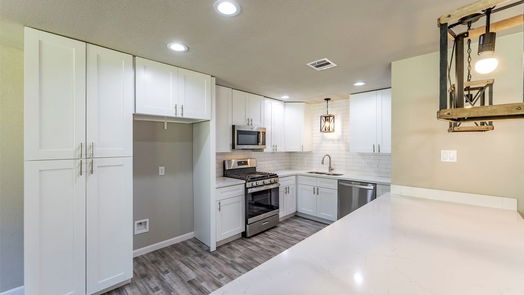 Houston 1-story, 3-bed 1730 Chazen Drive-idx