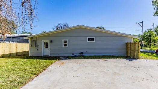 Houston 1-story, 3-bed 1730 Chazen Drive-idx