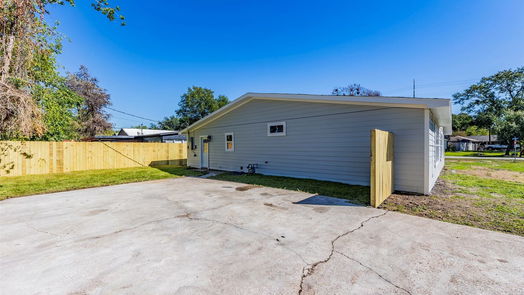 Houston 1-story, 3-bed 1730 Chazen Drive-idx