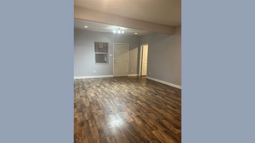 Houston 1-story, 5-bed 10434 S Burman Street-idx