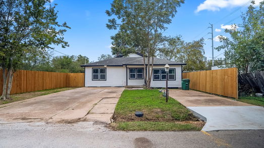 Houston 1-story, 5-bed 406 Armstrong Street-idx