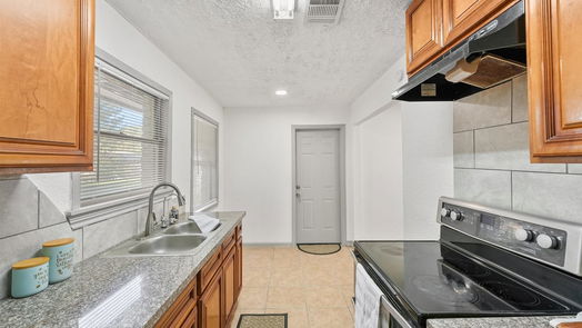 Houston 1-story, 4-bed 8766 Othello Street-idx