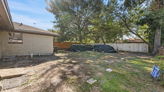 Houston 1-story, 4-bed 8766 Othello Street-idx