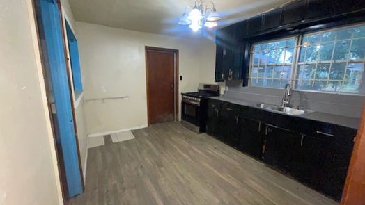 Houston 1-story, 3-bed 8611 Othello Street-idx