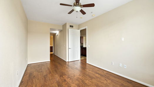 Houston 1-story, 1-bed 7575 Kirby Drive 1207-idx