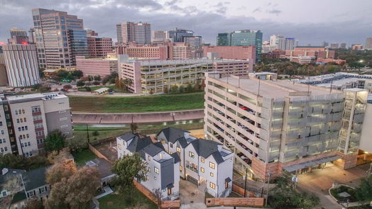 Houston 3-story, 3-bed 7016 Staffordshire Boulevard H-idx