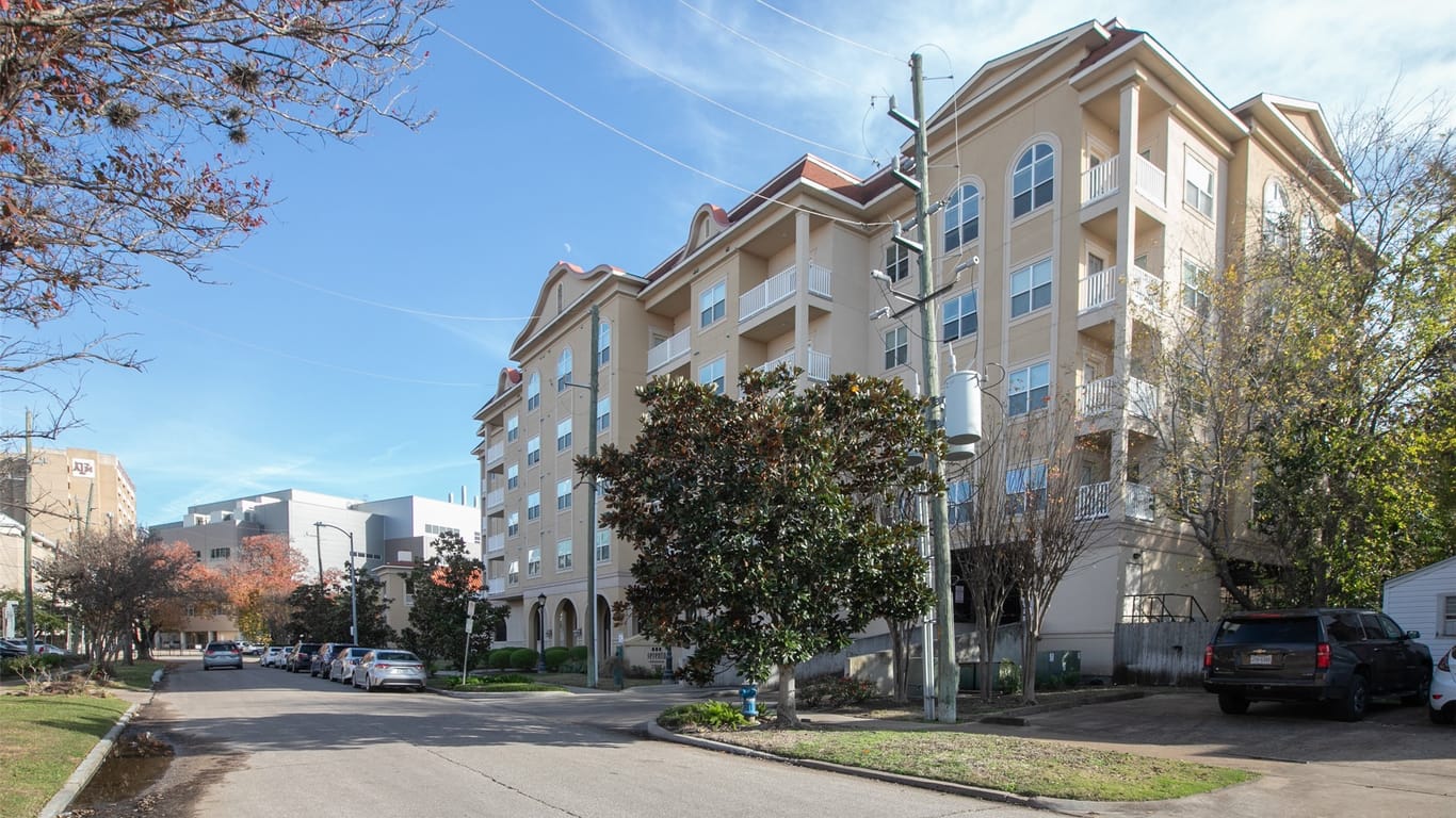 Houston 3-story, 2-bed 2203 Dorrington Street 300-idx