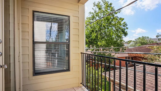 Houston 3-story, 3-bed 2431 Dorrington Street B-idx