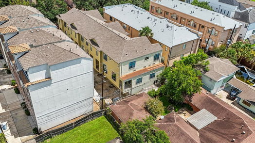 Houston 3-story, 3-bed 2431 Dorrington Street B-idx