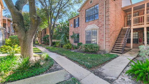 Houston 1-story, 2-bed 2255 Braeswood Park Drive 287-idx