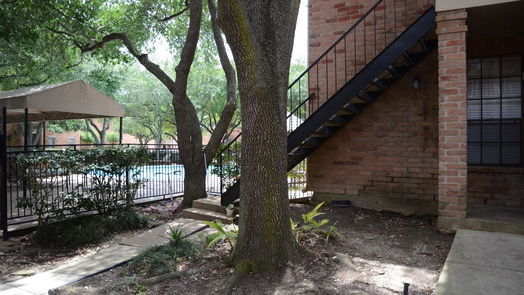 Houston 1-story, 2-bed 2255 Braeswood Park Drive 287-idx