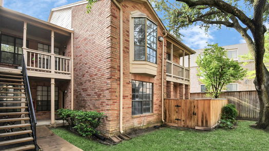 Houston 1-story, 1-bed 2255 Braeswood Park Drive 133-idx