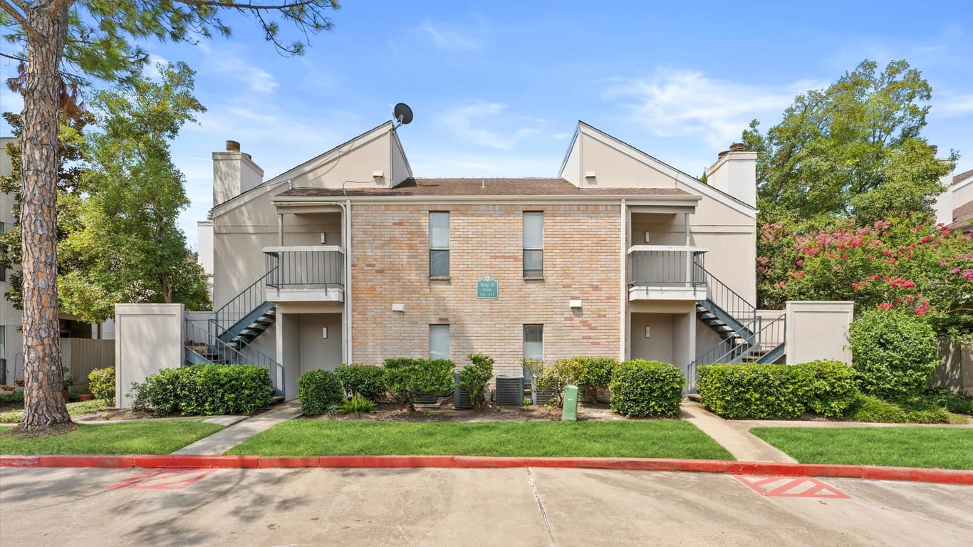 Houston 1-story, 1-bed 7900 N Stadium Drive 95-idx