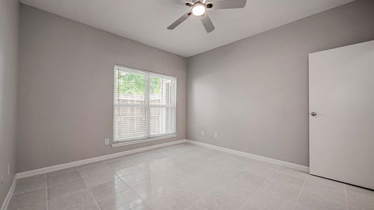 Houston 1-story, 1-bed 7950 N Stadium Drive 177-idx