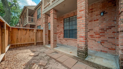 Houston 1-story, 2-bed 2255 Braeswood Park Drive 243-idx