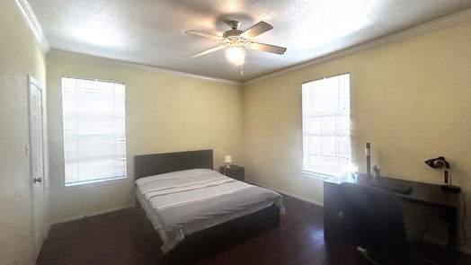 Houston 1-story, 1-bed 2255 Braeswood Park Drive 206-idx