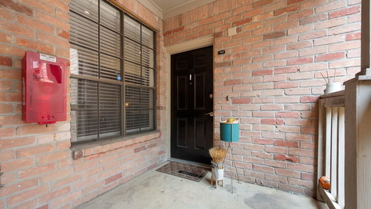 Houston 1-story, 1-bed 2255 Braeswood Park Drive 184-idx