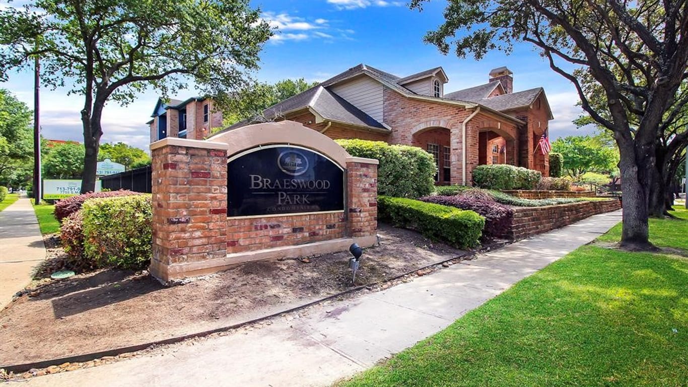 Houston null-story, 1-bed 2255 Braeswood Park Drive 206-idx