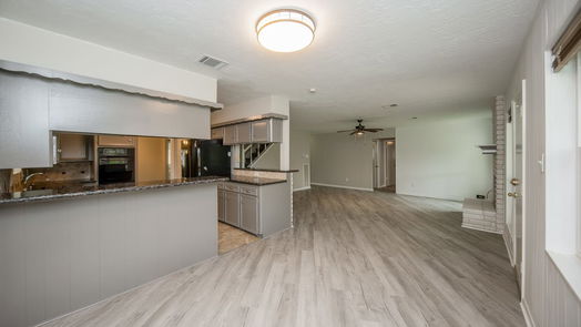 Houston 2-story, 4-bed 9327 Rentur Drive-idx