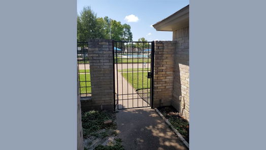 Houston 1-story, 4-bed 8906 Sterlingame Drive-idx