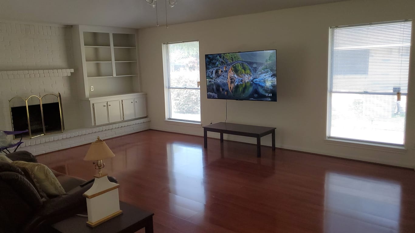Houston 1-story, 4-bed 8906 Sterlingame Drive-idx