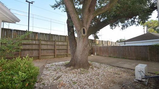 Houston 2-story, 4-bed 9218 Petersham Drive-idx