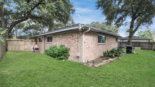 Houston 1-story, 4-bed 10515 Ranier Drive-idx