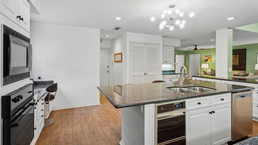 Houston null-story, 4-bed 11902 N Petersham Drive-idx