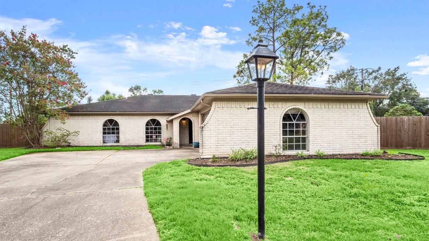 Houston 1-story, 4-bed 12510 Millbanks Drive-idx