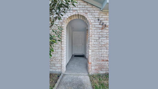 Houston 1-story, 3-bed 9703 S Petersham Drive-idx