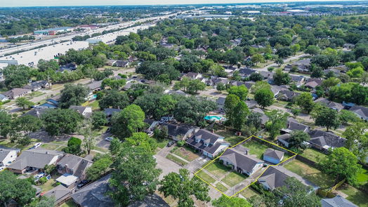 Houston 1-story, 3-bed 9703 S Petersham Drive-idx