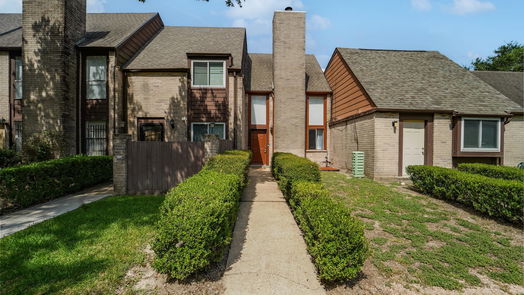 Houston 2-story, 1-bed 15637 Weldon Drive-idx