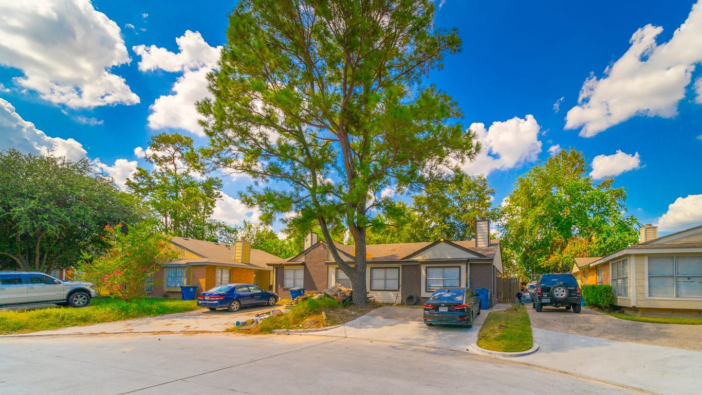 Houston 1-story, 2-bed 5535 Farley Drive-idx