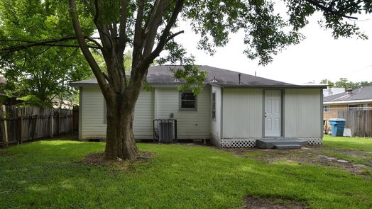 Houston 1-story, 3-bed 4929 Paula Street-idx