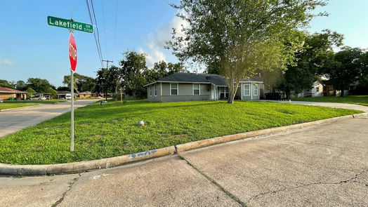 Houston 1-story, 4-bed 5762 Lakefield Drive-idx