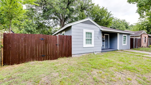 Houston 1-story, 3-bed 7322 Calais Road-idx