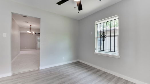 Houston 1-story, 3-bed 5638 Simsdale Street-idx