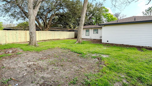 Houston 1-story, 4-bed 5663 Belmark Street-idx