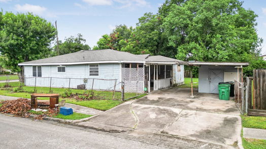 Houston 1-story, 3-bed 4843 Bricker Street-idx