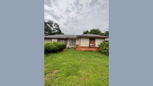 Houston 1-story, 3-bed 5807 Doulton Drive-idx