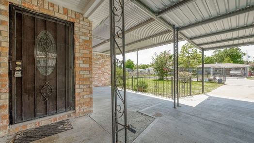 Houston 1-story, 3-bed 8159 Redfern Drive-idx