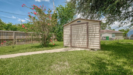 Houston 1-story, 3-bed 8159 Redfern Drive-idx