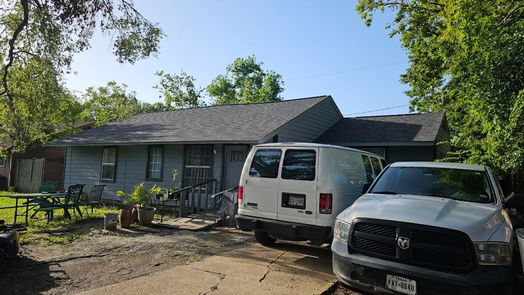 Houston 1-story, 5-bed 5930 Southtown Street-idx