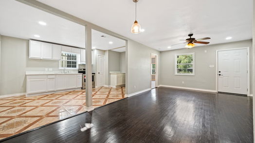 Houston 1-story, 3-bed 5630 Bellfort-idx