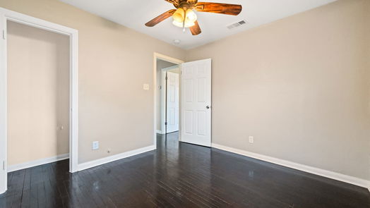 Houston 1-story, 3-bed 5630 Bellfort-idx