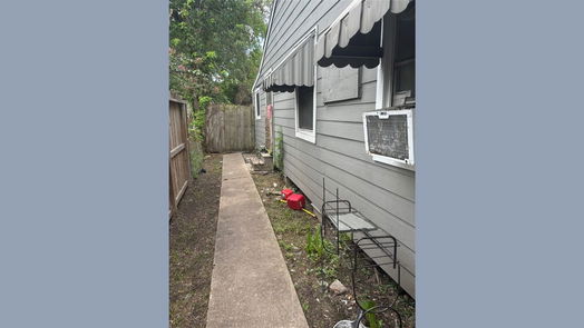 Houston 1-story, 3-bed 5213 Pederson Street-idx